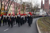 Miejskie obchody Narodowego Święta Niepodległości z udziałem delegacji dąbrowskich policjantów